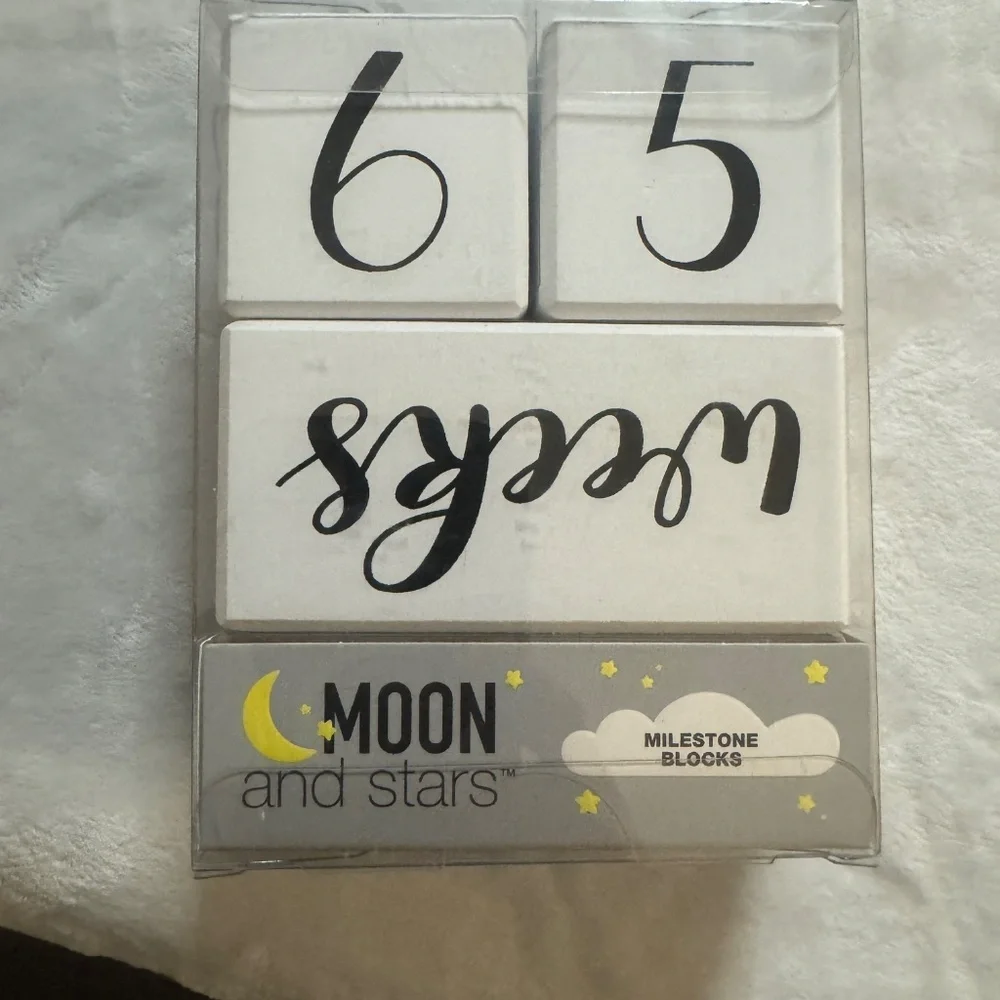 NIB Moon and Stars Wooden Baby Milestone Blocks - Nursery Photo Prop